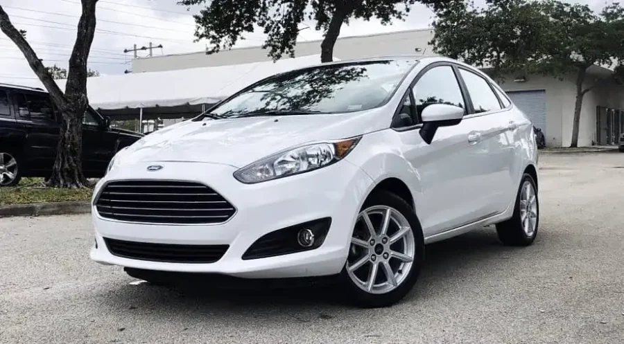 melina rentcar ford fiesta 2