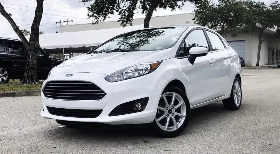 melina rentcar ford fiesta 2